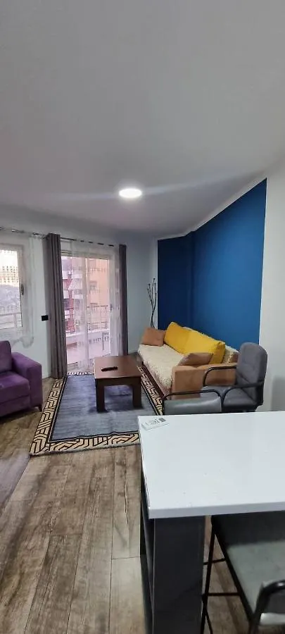 #2 Lovely Spacious 1-Bedroom Apart Tirana Apartmán